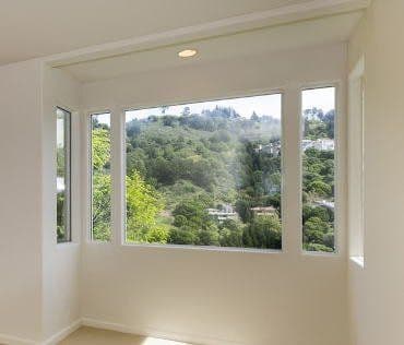 Large picture window installation in Milwaukee, WI home by Empire Home Remodeling allowing maximum natural light and outdoor views