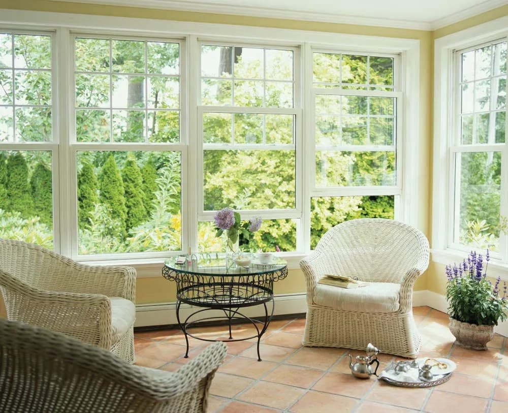 replacement-double-hung-windows-milwaukee1.webp